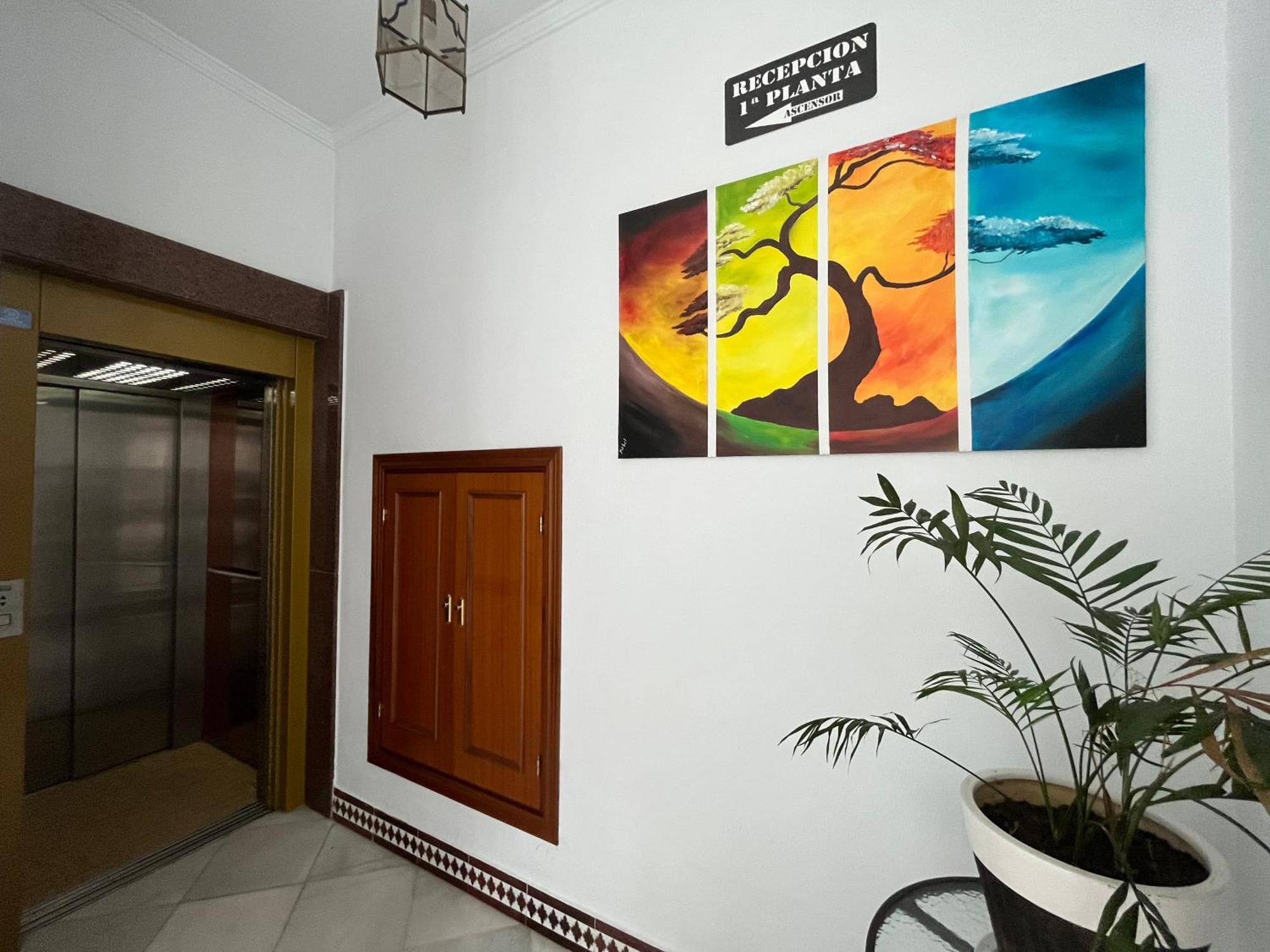 Hostel Conil Кониль-де-ла-Фронтера Экстерьер фото